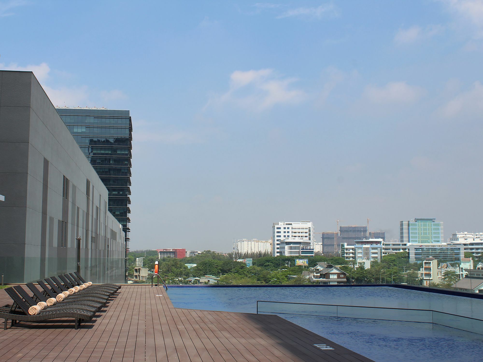 โอ๊ควูด เรสซิเดนซ์ ไซ่ง่อน Aparthotel โฮจิมินห์ซิตี้ ภายนอก รูปภาพ